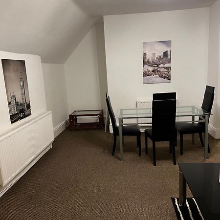 Апартаменты No 5 - Large 1 Bed Near Sefton Park And Lark Lane Ливерпуль Экстерьер фото
